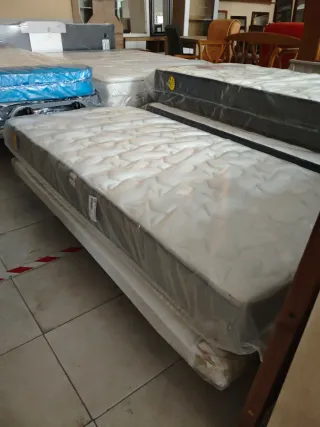 Colchón 90 muelle ensacado viscoelástico