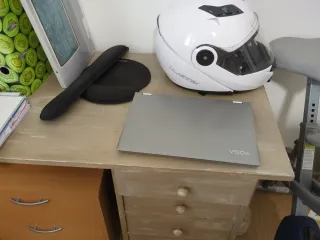 Escritorio madera con 4 cajones