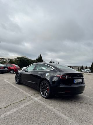 Tesla Model 3 2019