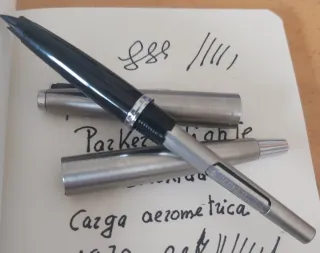 Estilográfica Parker 45 Flighter+ regalo tintero.