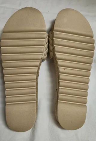 Sandalias esparto beige