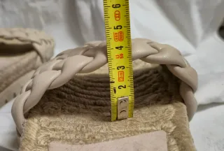 Sandalias esparto beige