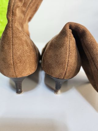 Botines tacón gatito Bershka marrones