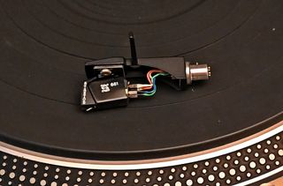 Giradischi Technics SL-1700 MK2 Quartz