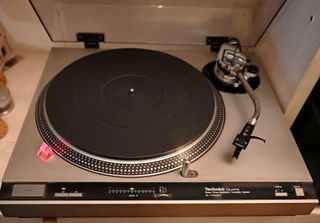 Giradischi Technics SL-1700 MK2 Quartz