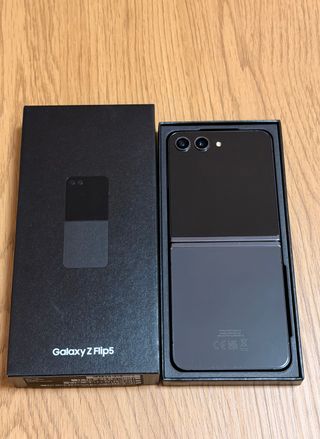 Samsung Galaxy Z Flip5 512GB Grafito