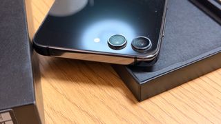 Samsung Galaxy Z Flip5 512GB Grafito