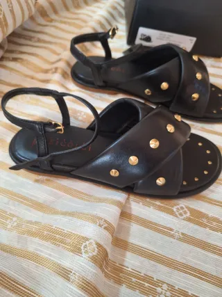 Sandali Deicolli n.38 con borchie