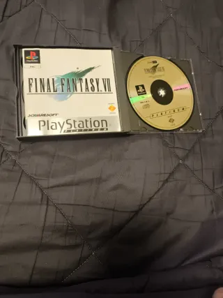 Final Fantasy VII Platinum PAL PS1