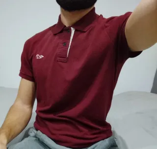 Polo granate Hollister Talla M