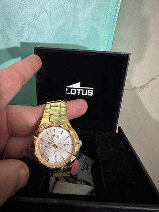 Reloj Lotus Mujer Dorado y Blanco