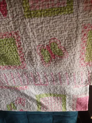 Colcha bouti infantil flores y cuadros reversible