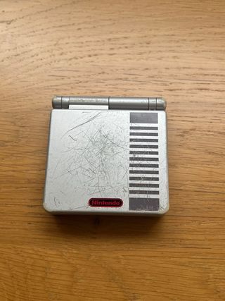 Game Boy Advance SP Edición NES Original