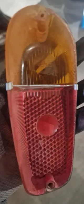 Tulipa Faro Trasero Derecho Seat 600