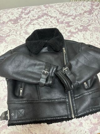 Chaqueta cuero con borrego