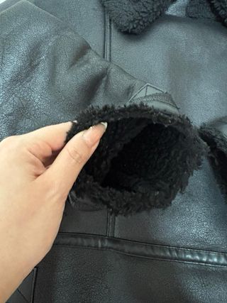 Chaqueta cuero con borrego