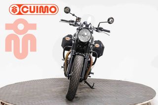 TRIUMPH SPEED TWIN 900