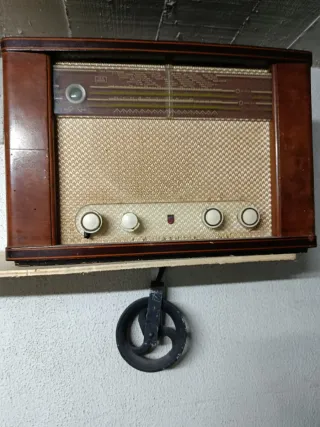 Radio Philips BE-531-A Antigua