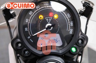 TRIUMPH SPEED TWIN 900