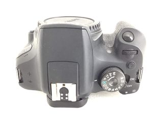 camara digital reflex canon eos 2000d