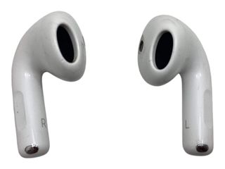 in-ear apple airpods 4 gen