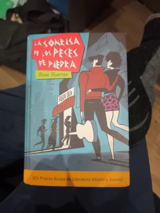 La sonrisa de los peces de piedra (Spanish Edit...