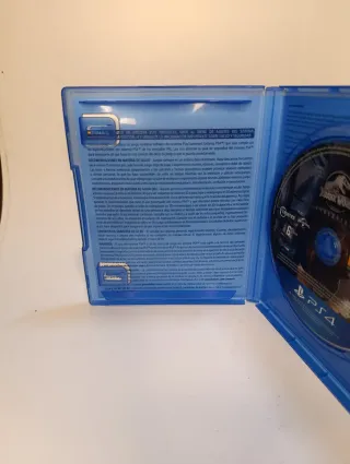 Jurassic World Evolution PS4 – Muy buen estado