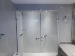 Plato de ducha por bañera