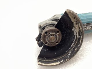 radial makita ga4530r