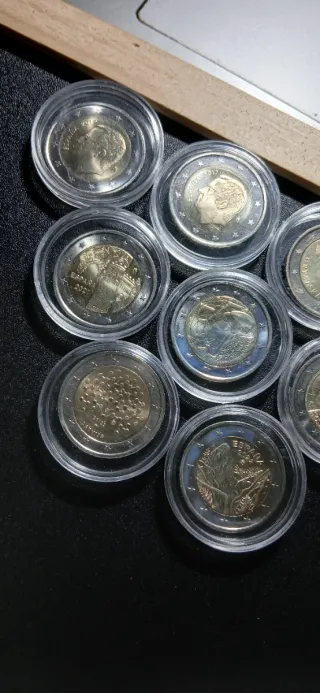 9 Monedas 2 Euros