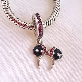 CHARM DISNEY MINNIE MOUSE OREJAS