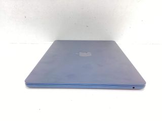 portatil apple apple macbook air m4 10-core 4.4 13 (8gpu) (2025) (a3240)