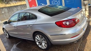 Volkswagen Passat CC 2009