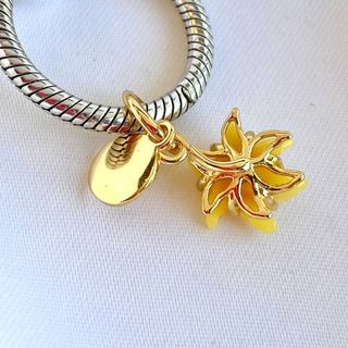 CHARM DISNEY ENREDADOS FLOR MAGICA