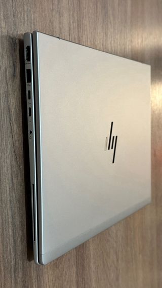 HP Elitebook 640 g11 (Ultra 5, Pantalla táctil)