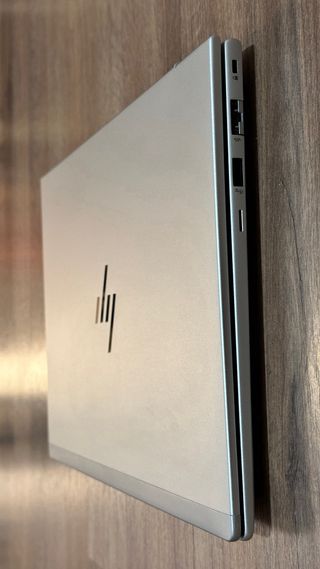 HP Elitebook 640 g11 (Ultra 5, Pantalla táctil)