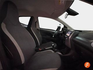 Toyota Aygo 1.0 70 x-play