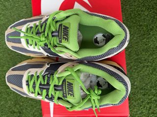 Nike Vomero 5 Beige/Verde