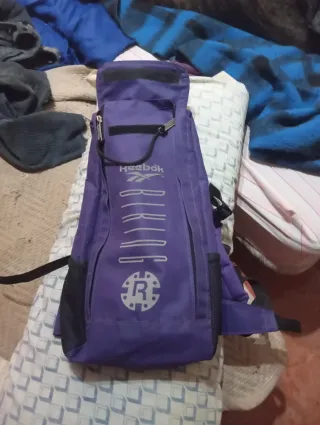 Mochila Reebok Morada y Negra