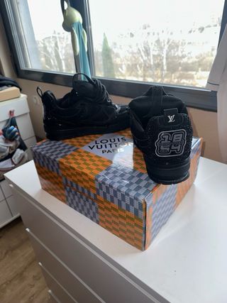 Zapatillas Louis Vuitton Negras con Estrellas