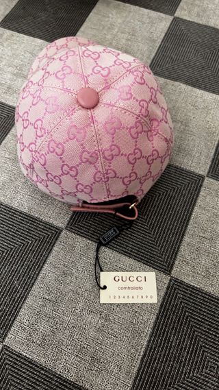 Gorra Gucci Rosa GG Supreme