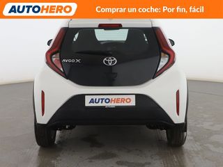 Toyota Aygo X Cross 1.0 Play