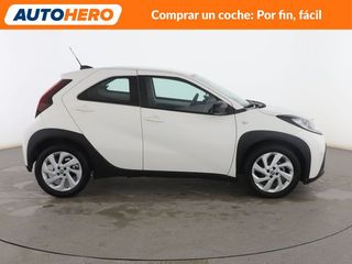 Toyota Aygo X Cross 1.0 Play