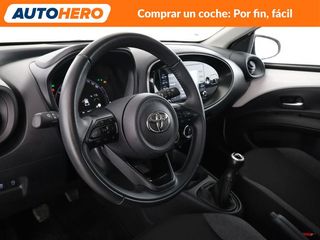 Toyota Aygo X Cross 1.0 Play