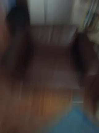 Sillón de piel marrón Simill