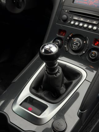 Peugeot 3008 2014 1.6 HDI 115CV