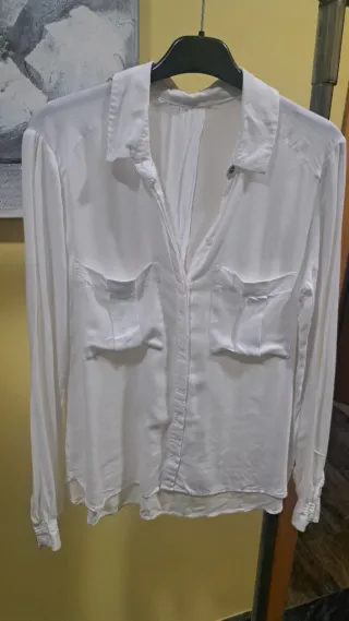 Blusa blanca elegante