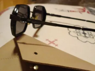 Gafas Cartier Negras y Doradas