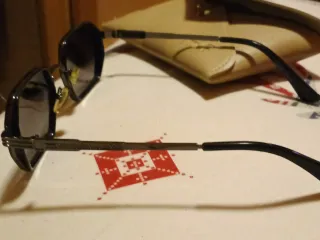 Gafas Cartier Negras y Doradas