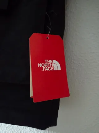 Parca The North Face 550 Dryvent Chaqueta Negra